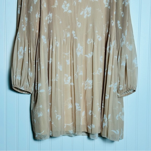 Aritzia Wilfred Daydreamer Mini Dress Pink Floral long-sleeve pleated chiffon M - Picture 5 of 11